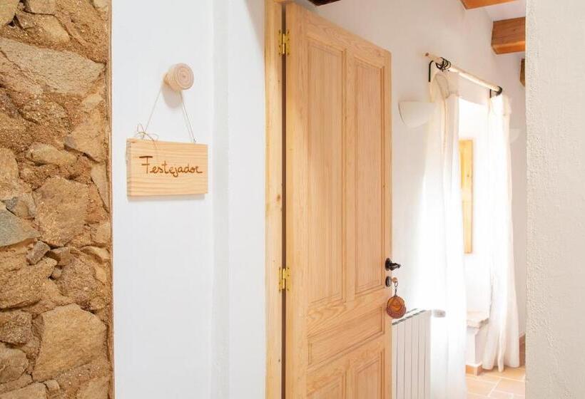 Курорт Nits De Bosc