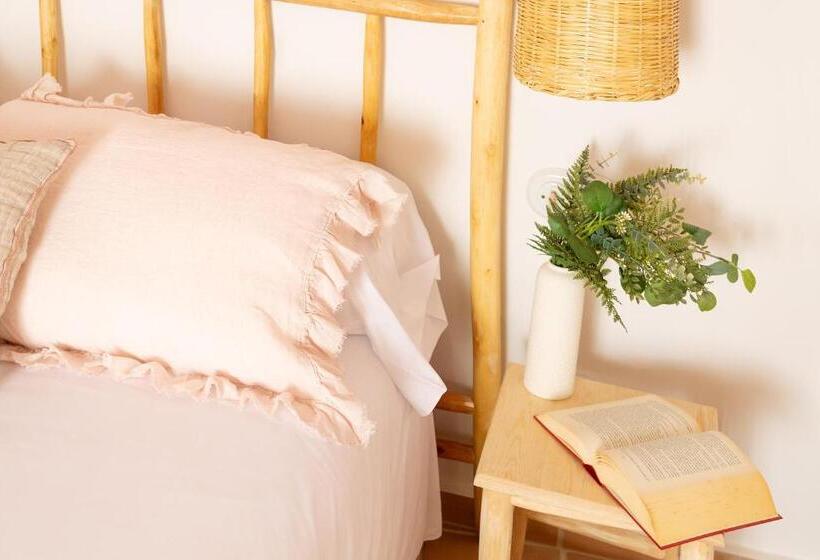 Курорт Nits De Bosc