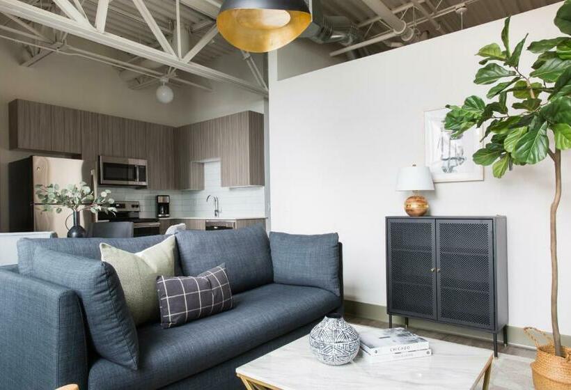 Sonder At 820 South Michigan