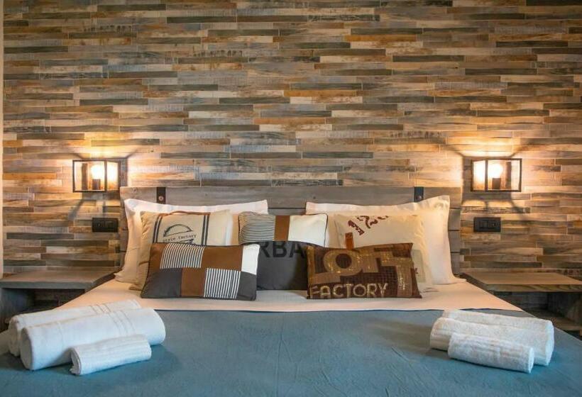 Urban Bed And Breakfast