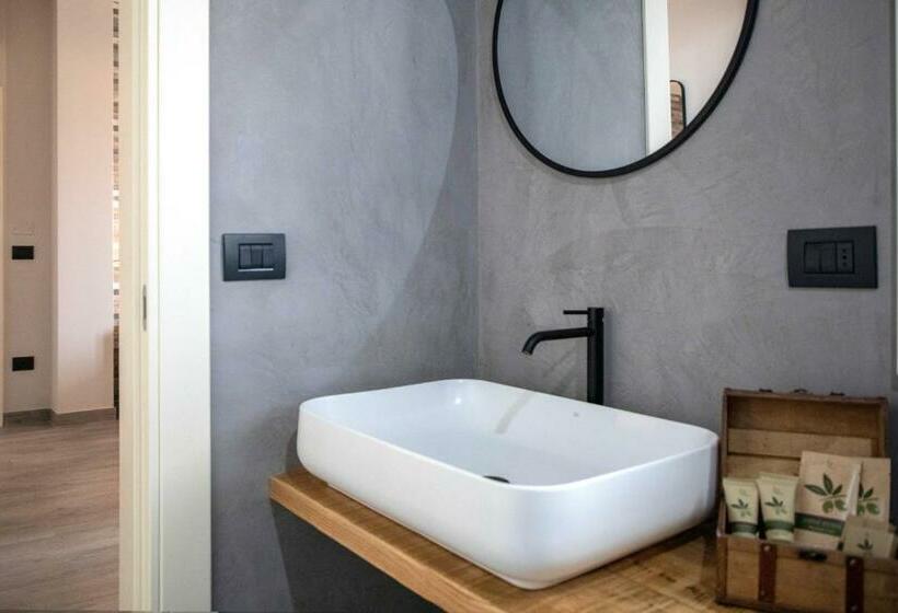 Urban Bed And Breakfast