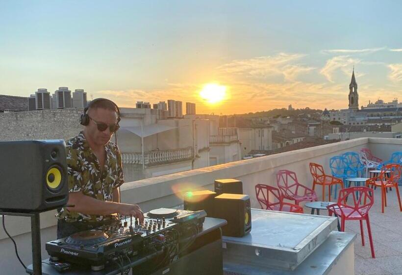 Hostel Vertigo Nîmes Gare Centre