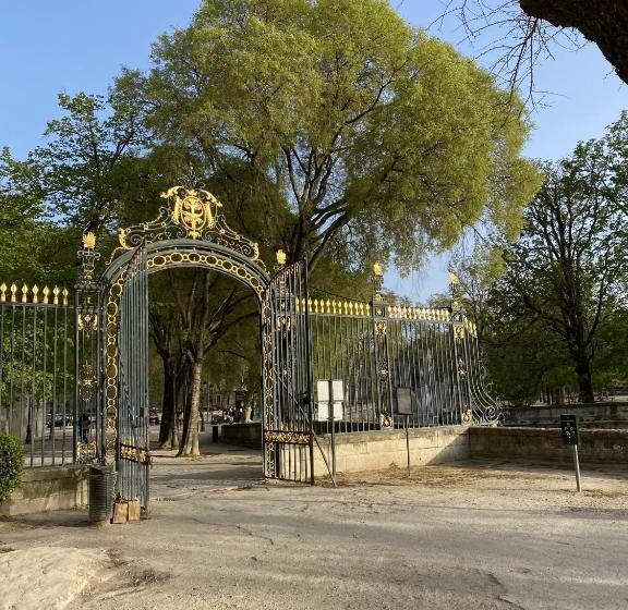 Hostel Vertigo Nîmes Gare Centre