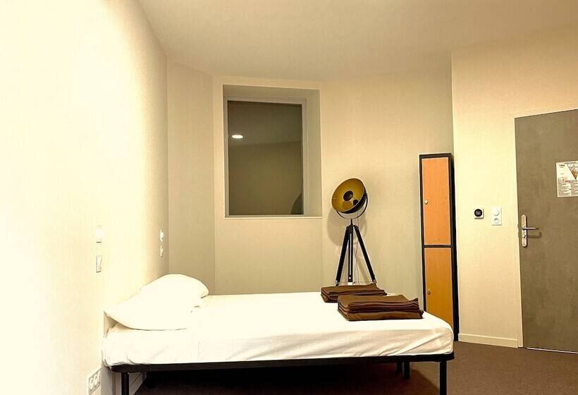 Hostel Vertigo Nîmes Gare Centre