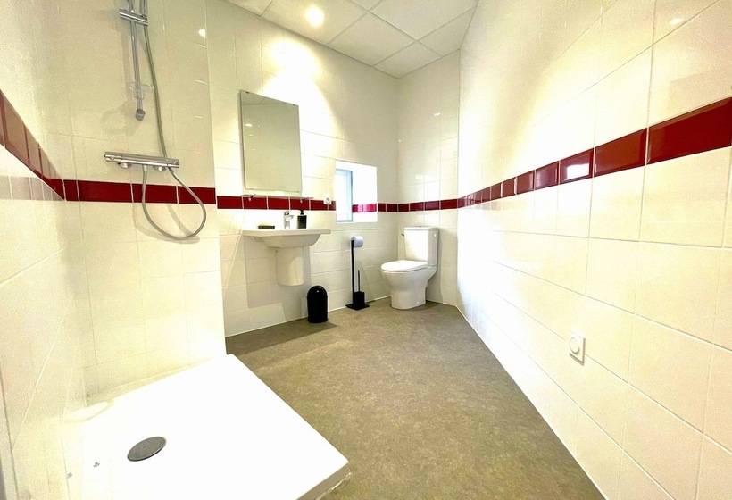 Hostel Vertigo Nîmes Gare Centre