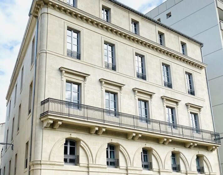 Hostel Vertigo Nîmes Gare Centre