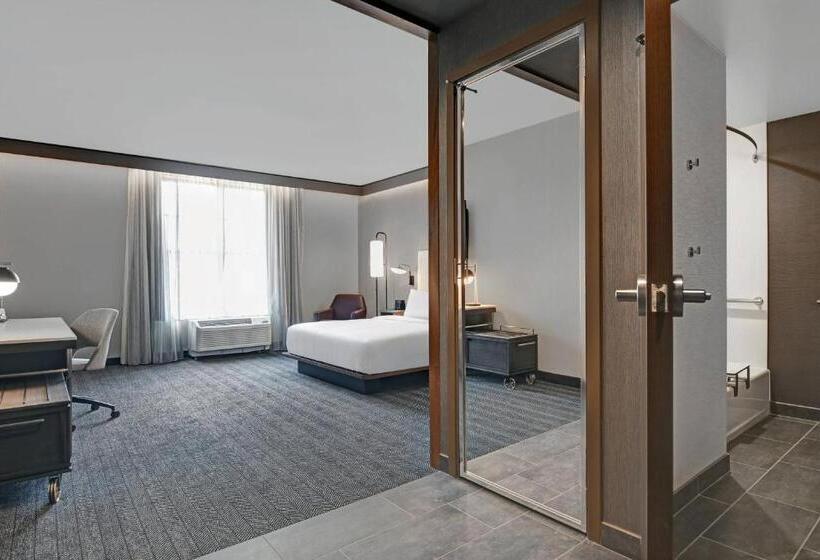 בית מלון כפרי Courtyard By Marriott Manhattan Aggieville