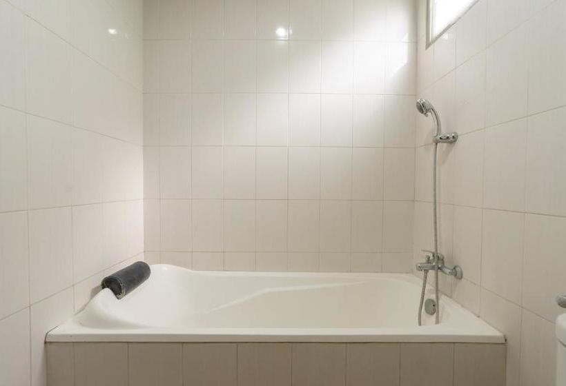 酒店 Dago Suites Syariah Cikarang Mitra Reddoorz