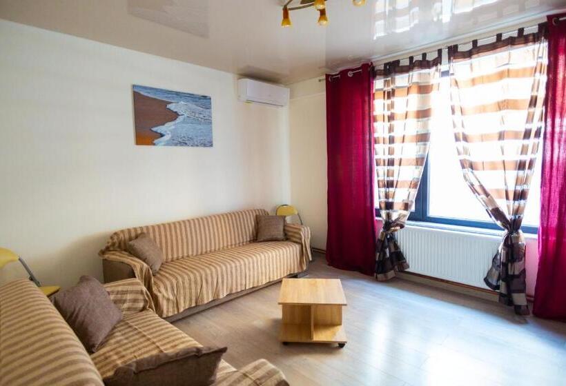 بنسيون Casa Angy