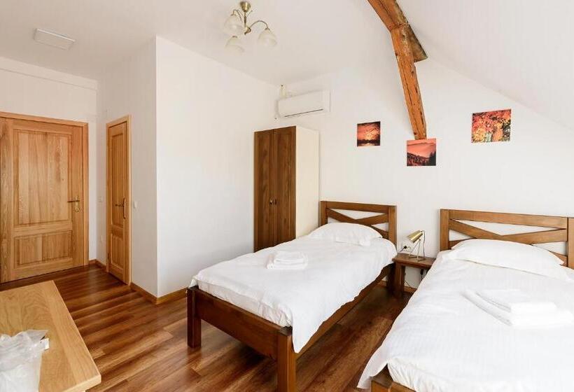 膳宿费 Chic Voyage