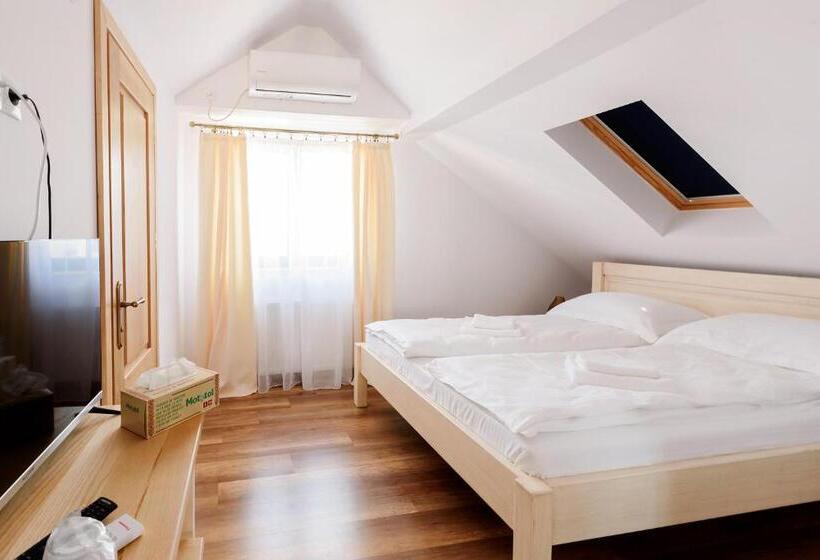 膳宿费 Chic Voyage