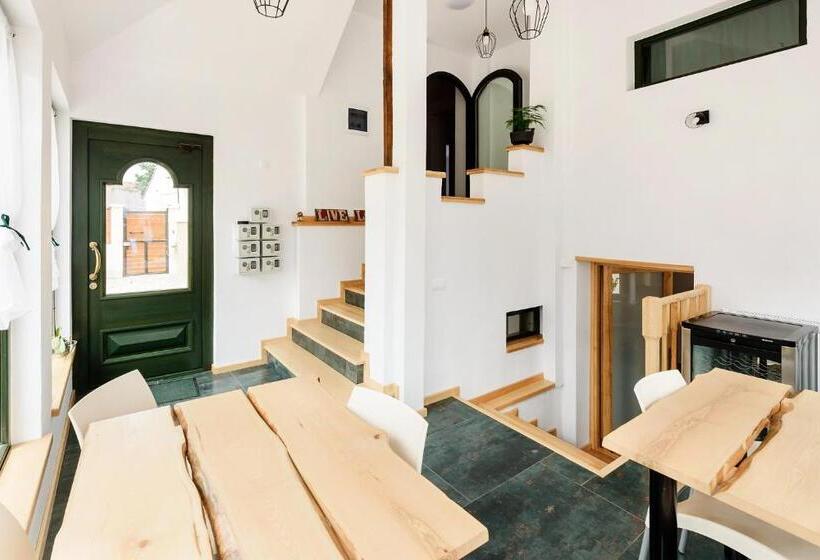 膳宿费 Chic Voyage