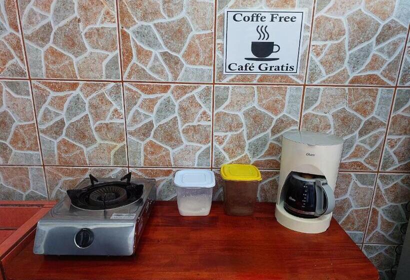 پانسیون Hostel Del Pacífico