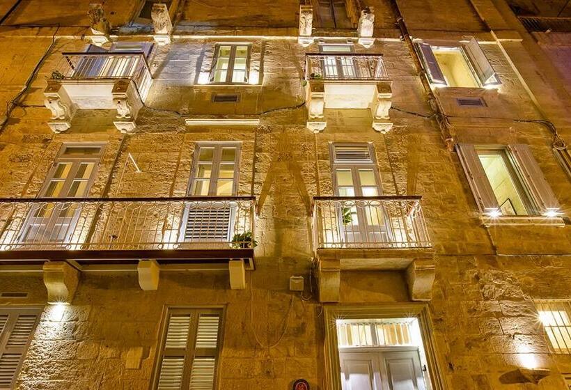 پانسیون No 68 In Valletta