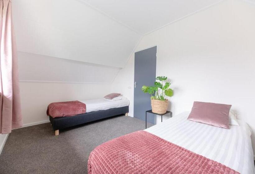 リゾートホテル Luxury Group Accommodation For 14 People