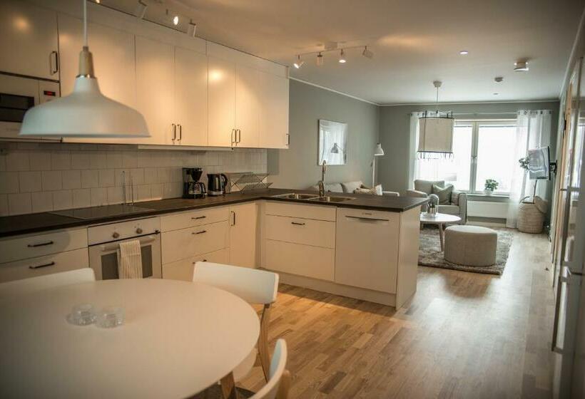 Sky Hotel Apartments Valla Berså