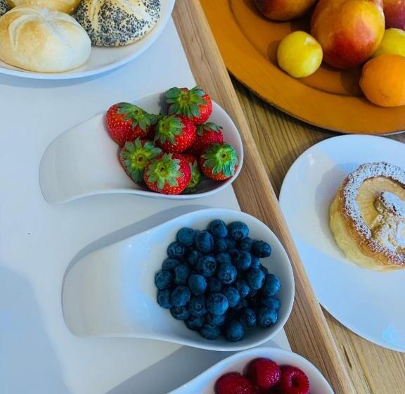 ベッドアンドブレックファースト Bb Borgo Biella