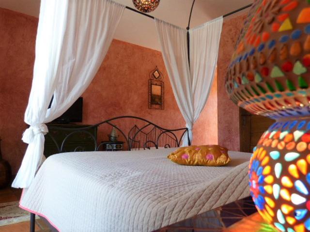 مبيت وإفطار Chambres D Hôtes   Château De Larre