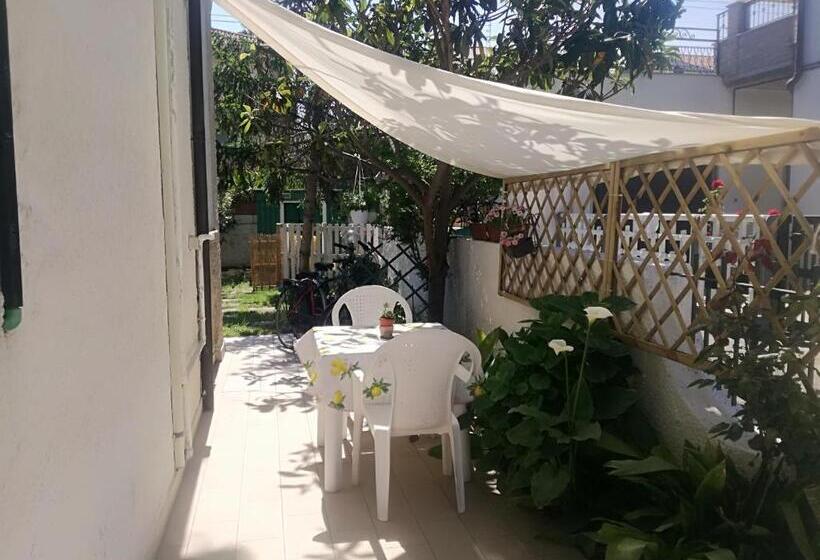 مبيت وإفطار Goccia Azzurra