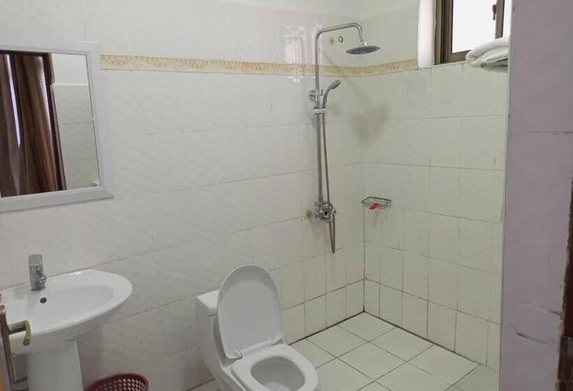 Frontiers Hotel & Conference Entebbe