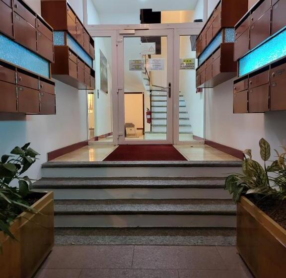 Guesthouse University By Lr Self Check In