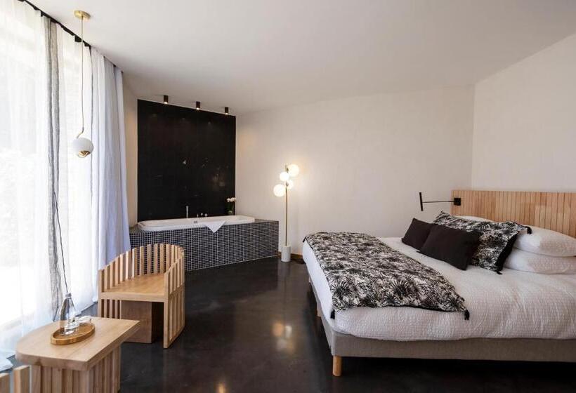 هتل A Speranza Suites Avec Piscine Privative Chauffée