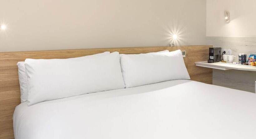 B&b Hotel Lisboa Montijo