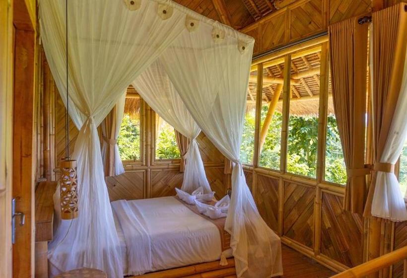 Отель Elang Hillside Bamboo Villas