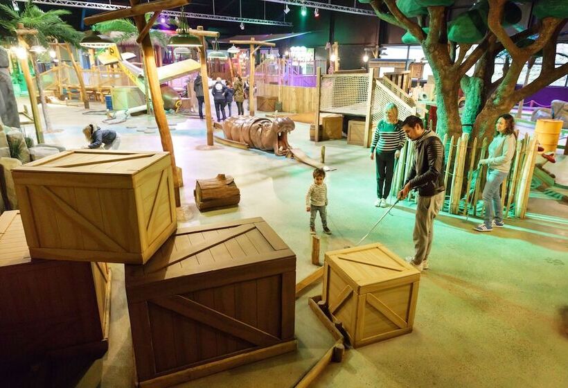 בית מלון כפרי Het Heijderbos By Center Parcs