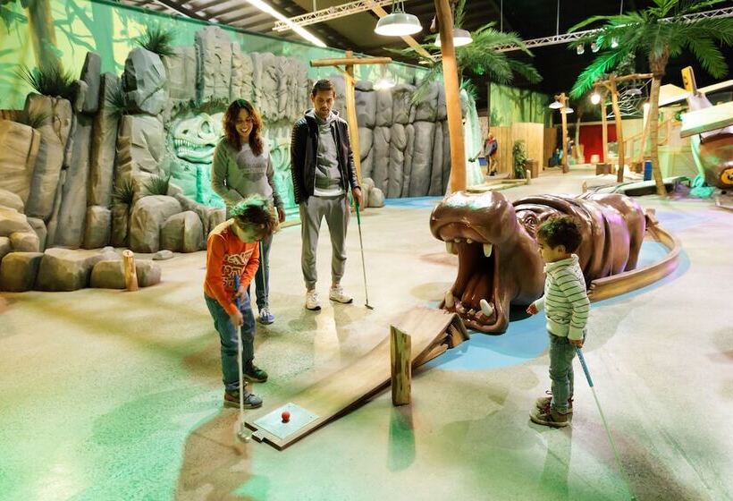 בית מלון כפרי Het Heijderbos By Center Parcs