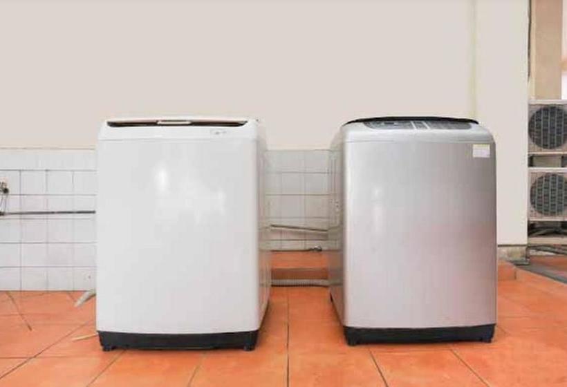 Hotel Koolkost Syariah Near Pelabuhan Gresik