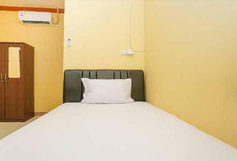 Hotel Koolkost Syariah Near Pelabuhan Gresik