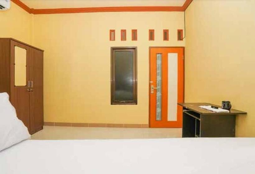 Hotel Koolkost Syariah Near Pelabuhan Gresik