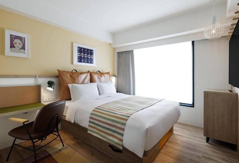 ホテル Moxy Kyoto