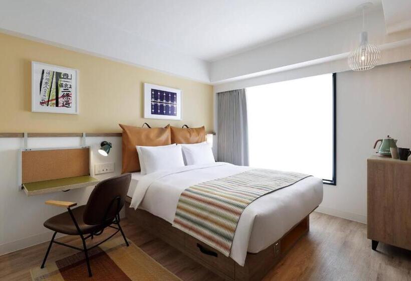 ホテル Moxy Kyoto