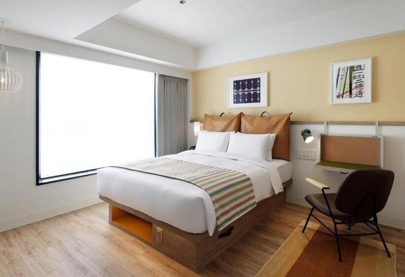 ホテル Moxy Kyoto