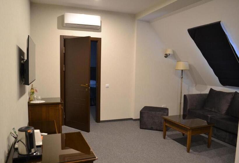 酒店 Optima Collection Bergshloss Rivne