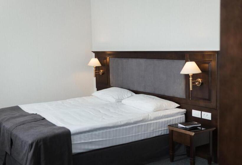 酒店 Optima Collection Bergshloss Rivne