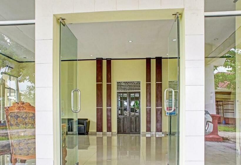 فندق Oyo 90423  Aman