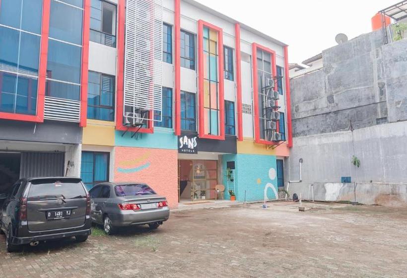 Sans Hotel Andalucia Pasteur Bandung