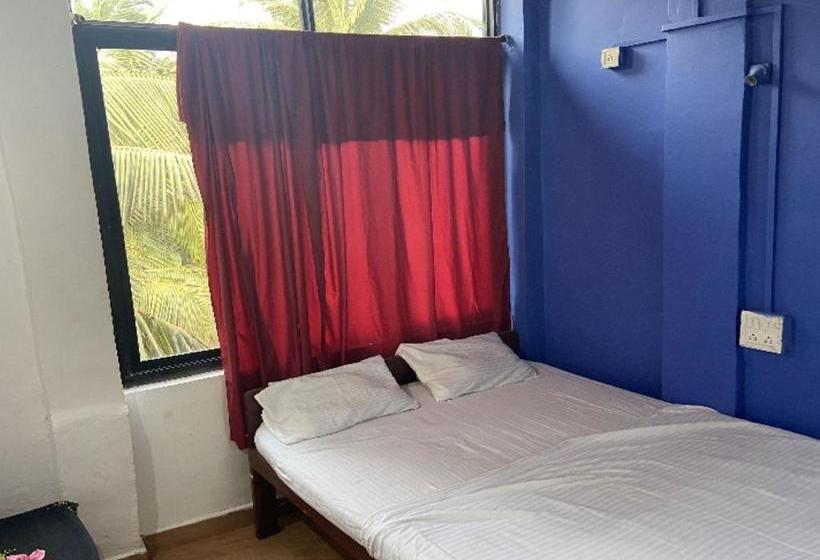 호텔 Spot On 80597 Red Rock Guest House