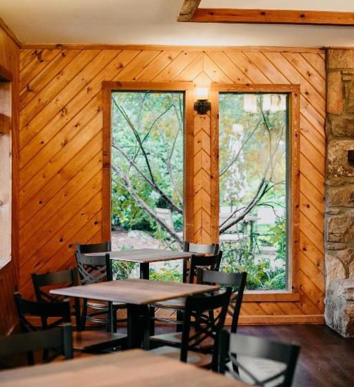 فندق Sylvan Valley Lodge And Cellars