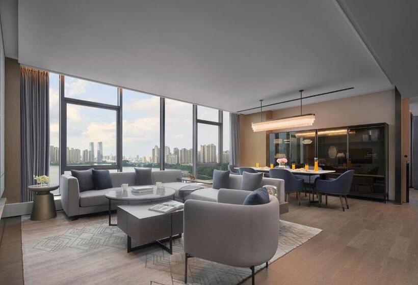هتل The Meixi Lake, Changsha Marriott Executive Apartments
