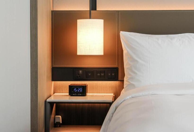 هتل The Meixi Lake, Changsha Marriott Executive Apartments