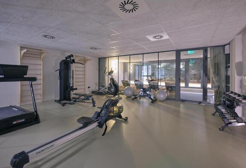 هتل Triangel Boutique