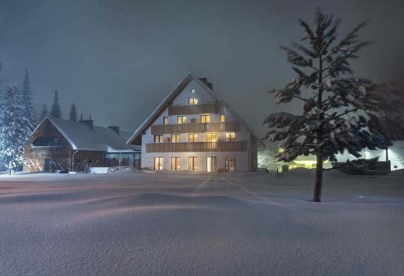 هتل Triangel Boutique