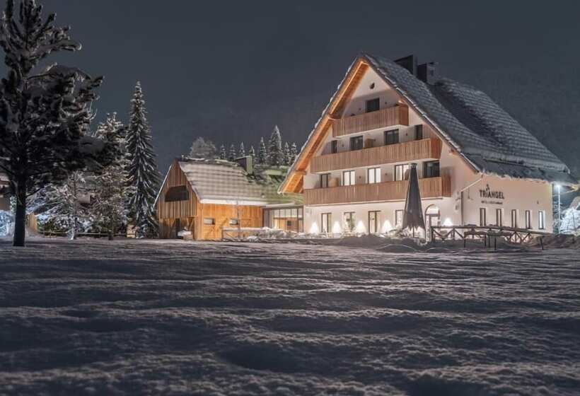 هتل Triangel Boutique