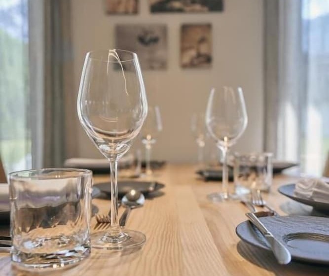 هتل Triangel Boutique