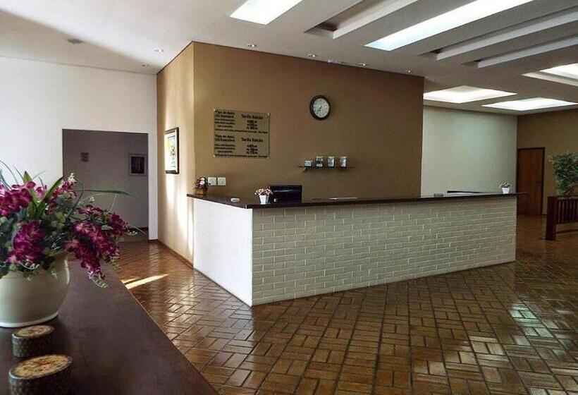 호텔 Tropeiro Da Lapa