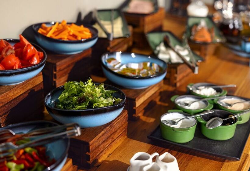 Meta Business Hotel By King David